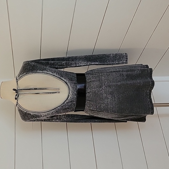 TOPSHOP size 4 grey mini dress with keyhole tie back - Picture 2 of 4